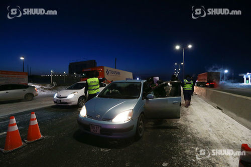 ВИДЕО: Өвчний шинж илэрвэл автомашинд нь тусгаарлана